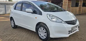 Honda Fit Automatic 2012 White
