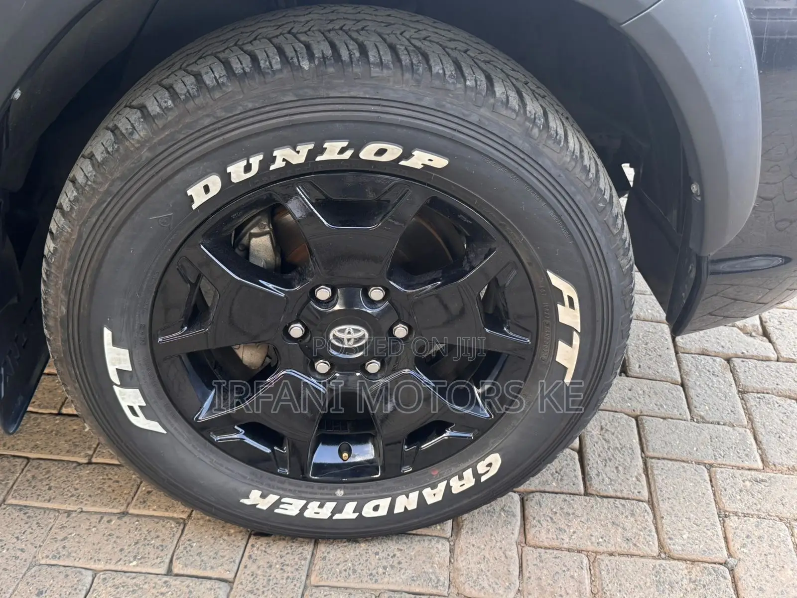 Toyota Hilux 2.4 Diesel 2020 Black