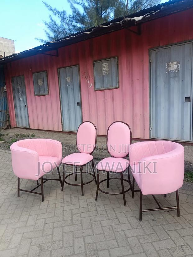 4 Manicure Seats With Coated Frame - main view