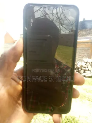 Tecno Spark 8C 64 GB Blue