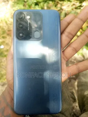 Tecno Spark 8C 64 GB Blue
