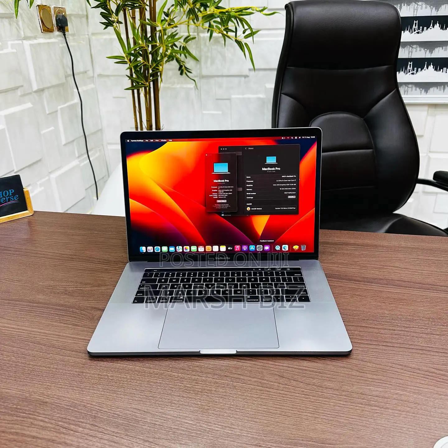 New Laptop Apple MacBook Pro 2017 8GB Intel Core i7 SSD 256GB