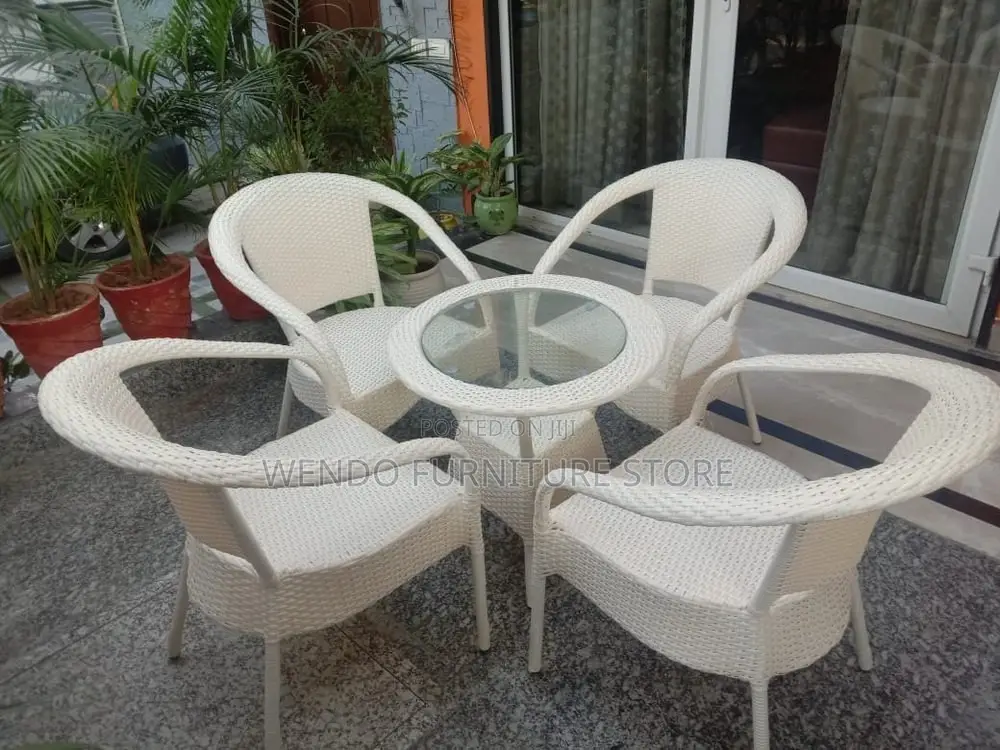 Dining Sets; Two Seaters Presentive Outdoor Gardens Set