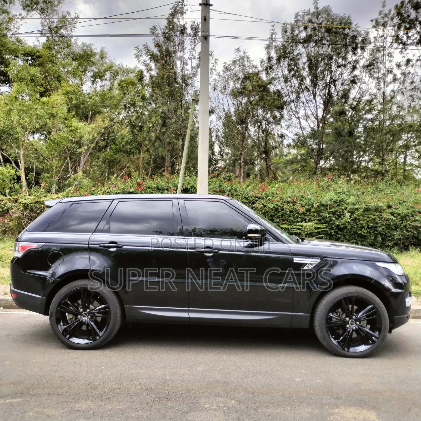 Land Rover Range Rover Sport SE 4dr SUV 4WD (3.0L 6cyl S/C 8A) 2015