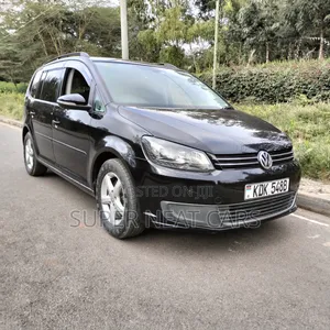 Volkswagen Touran 2015 Black