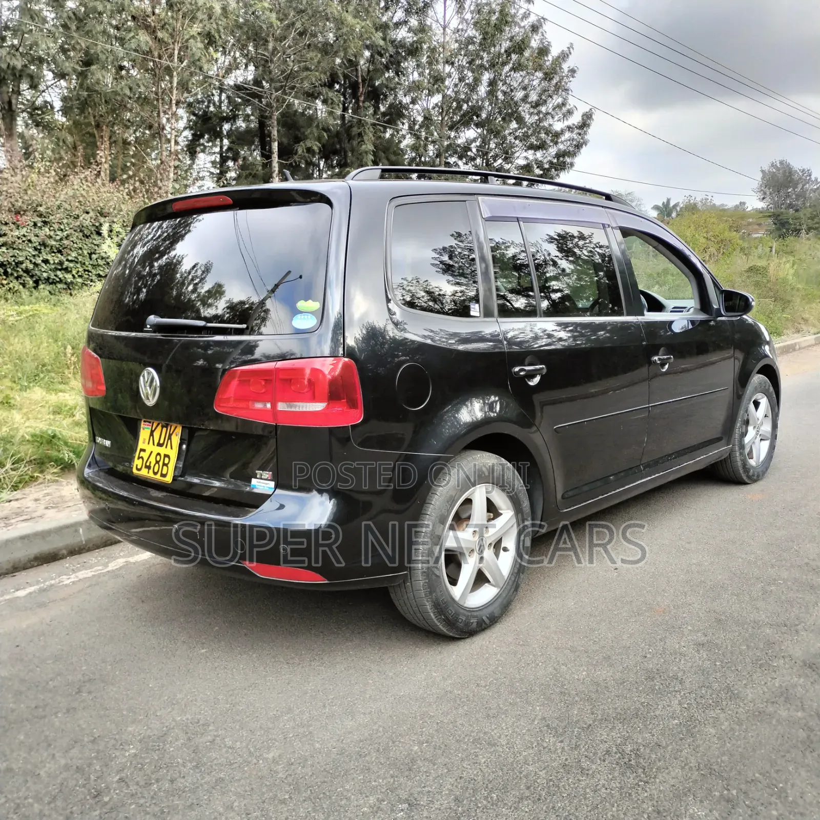 Volkswagen Touran 2015 Black