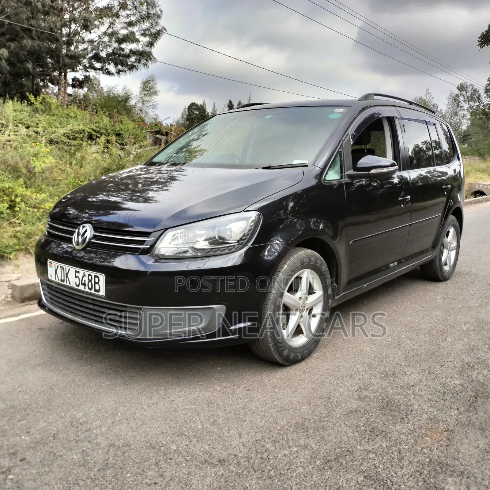 Volkswagen Touran 2015 Black
