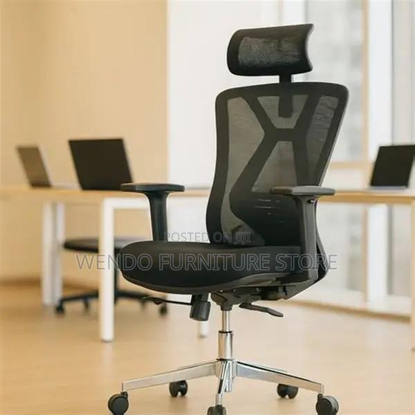 Office Chairs; Ergonomic Swivel Kuj-Pl Executive Office Chairs