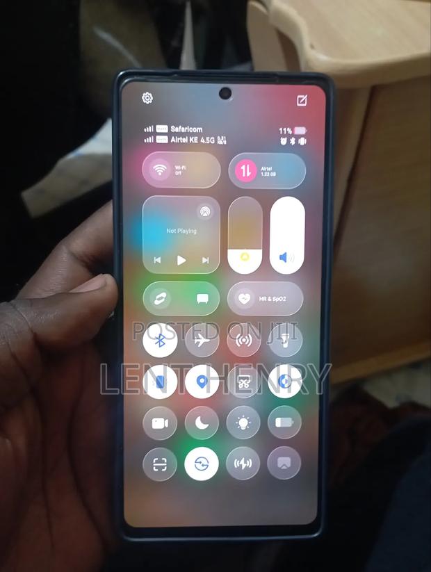 Infinix Note 50 Pro 4G 256 GB Black - thumbnail 4