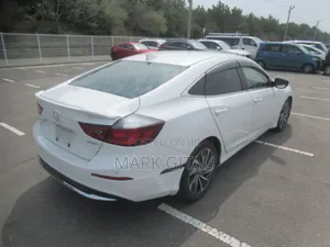Honda Insight Touring 2019 White
