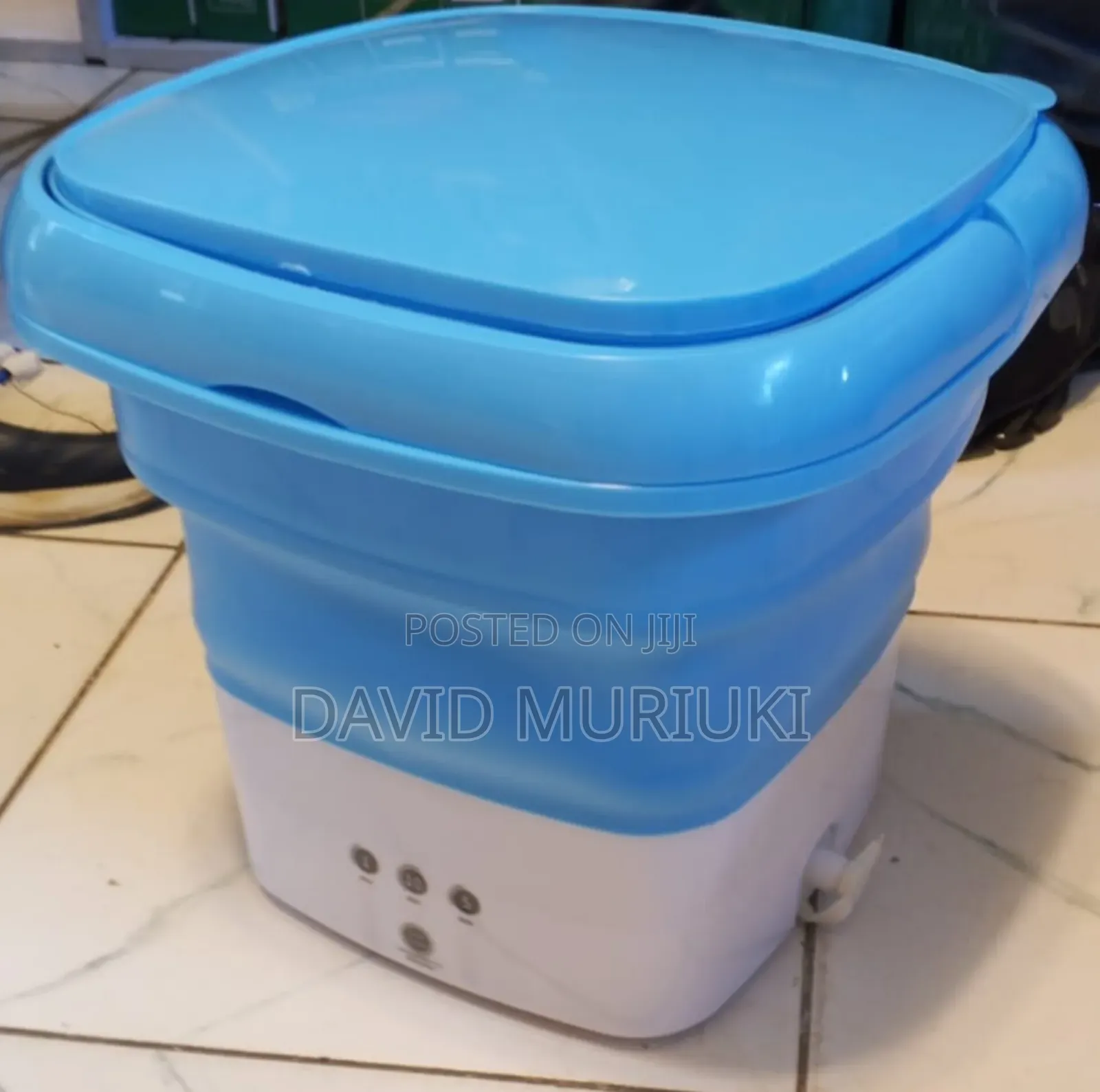 6 Litres Foldable Washing Machine .