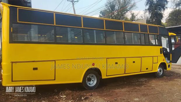 Isuzu FRR 2022 Yellow - thumbnail 2