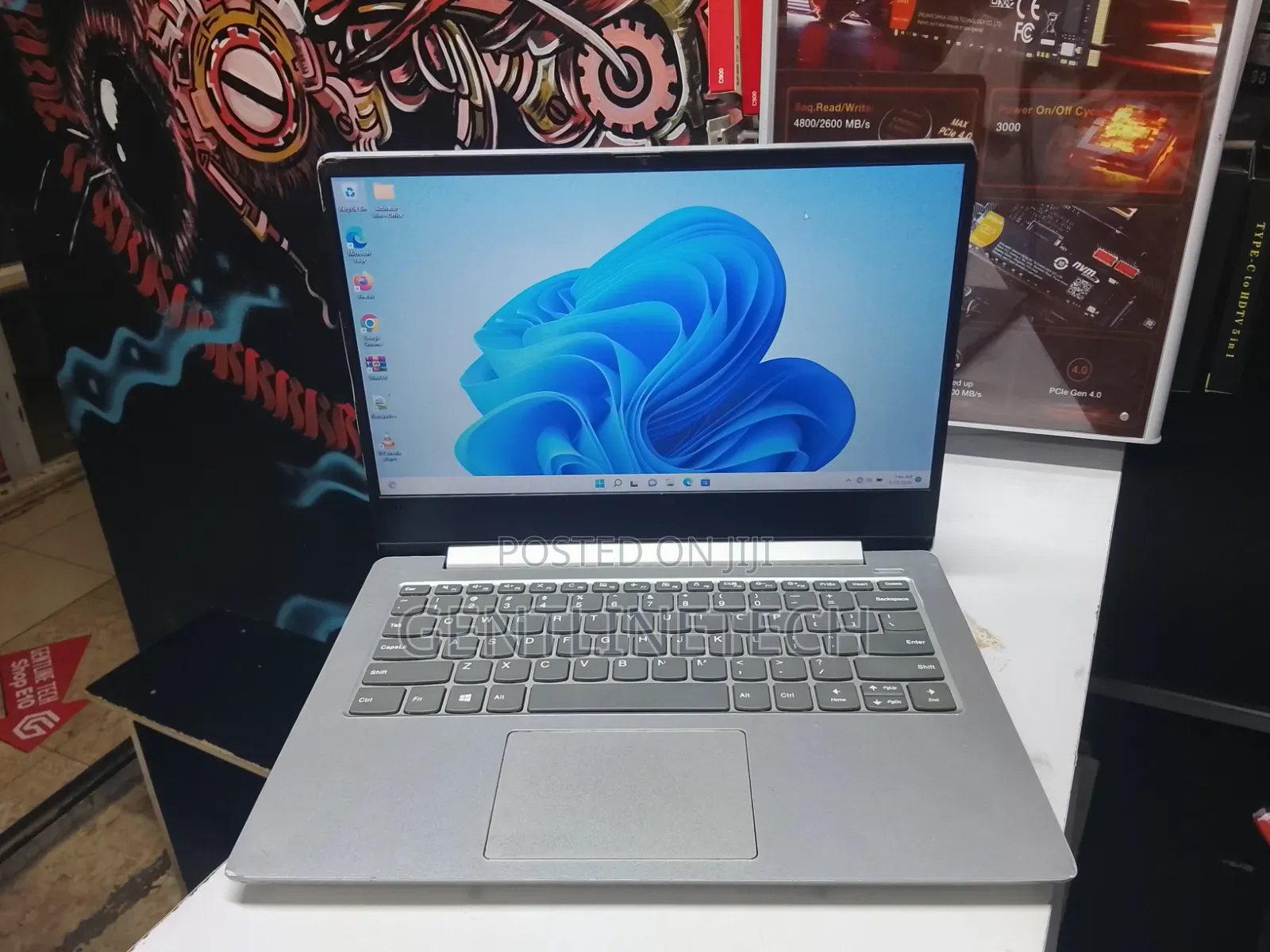 Laptop Lenovo 8GB Intel Core i5 SSD 128GB