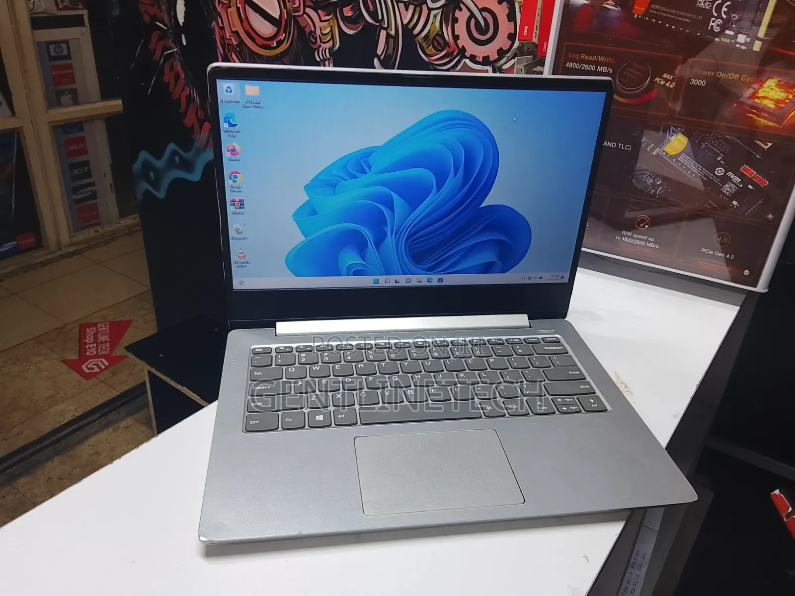 Laptop Lenovo 8GB Intel Core i5 SSD 128GB