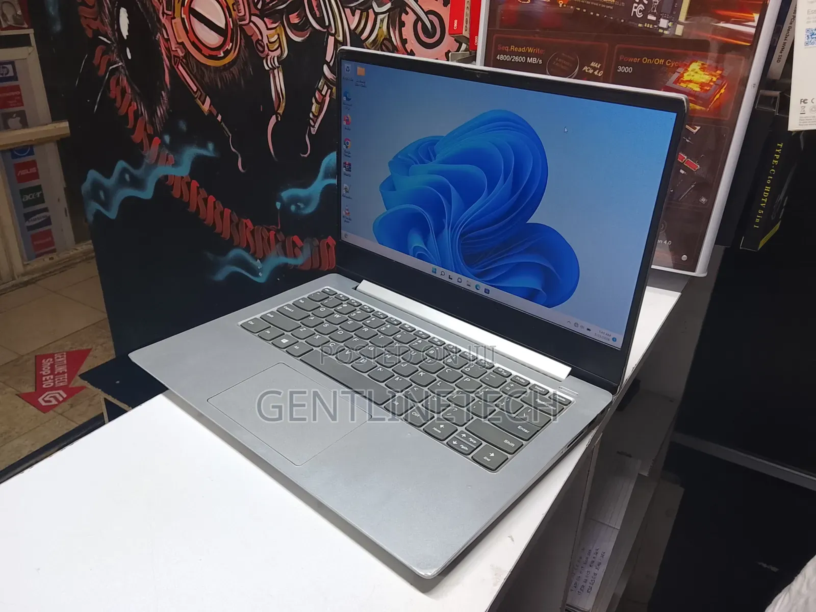Laptop Lenovo 8GB Intel Core i5 SSD 128GB