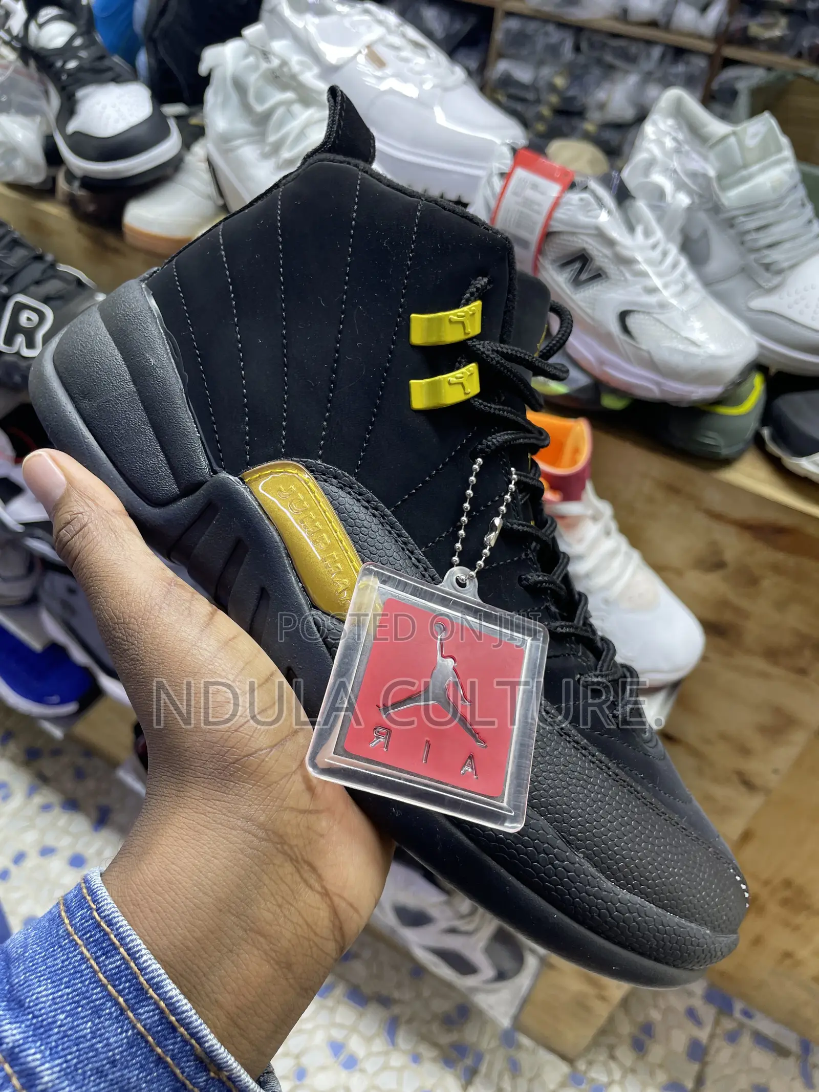 Nike Air Jordan 12 Jumpman