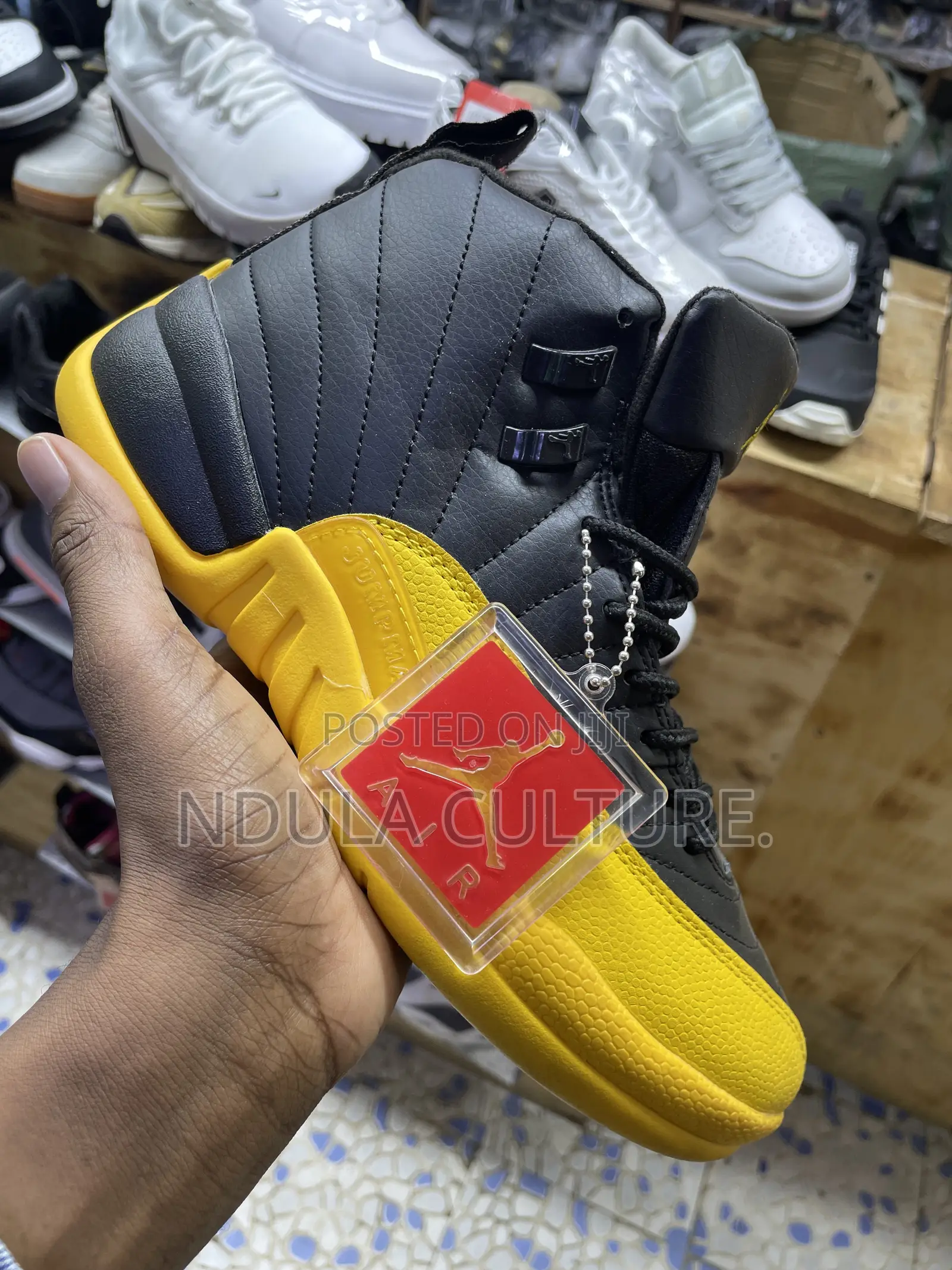 Nike Air Jordan 12 Jumpman