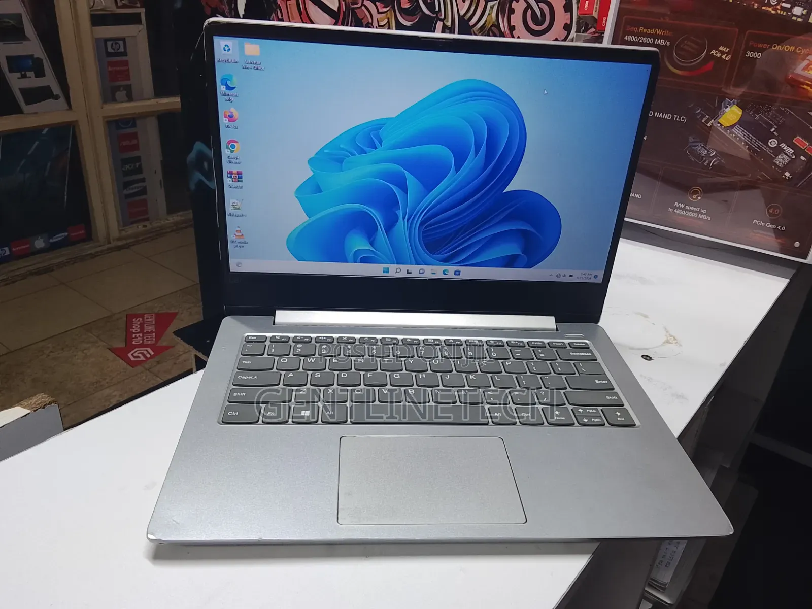 Laptop Lenovo 8GB Intel Core i5 SSD 128GB