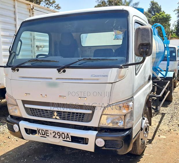Mitsubishi Fuso Fe85 2022 White