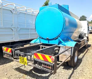 Mitsubishi Fuso Fe85 2022 White