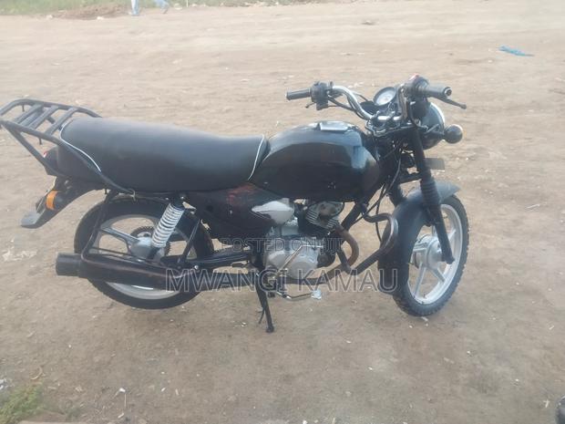 TVS HLX Plus ES 2025 Black - thumbnail 2