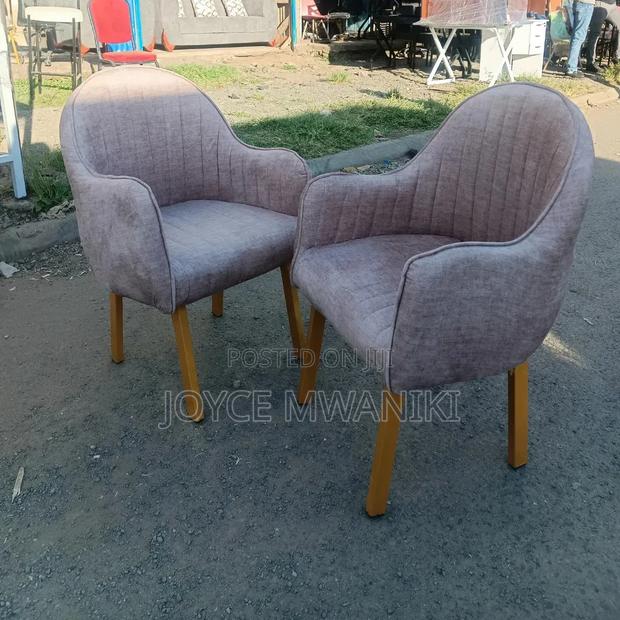 2 Manicure Seats, or Restaurant Vip Seats