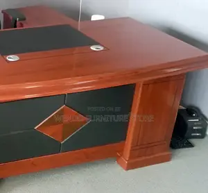 Office Desk; 1.8 Meters Executive Mahogany Office Ggtr8-0 Desk