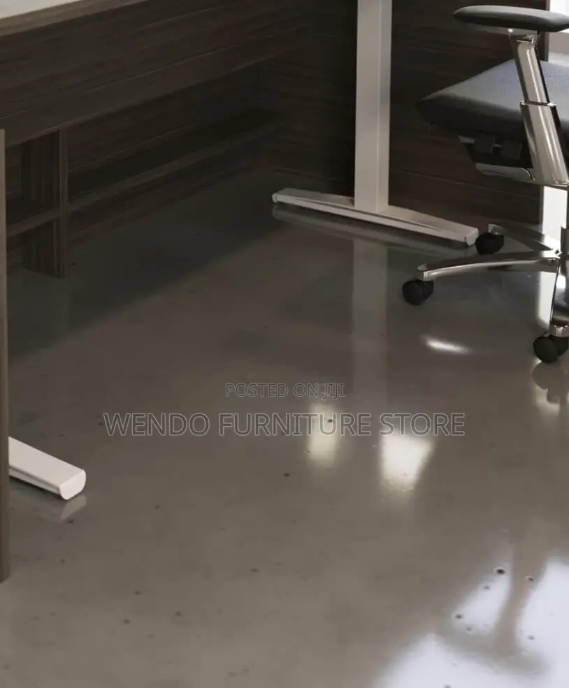 Office Workstation; Four Users WFST Office Workstation