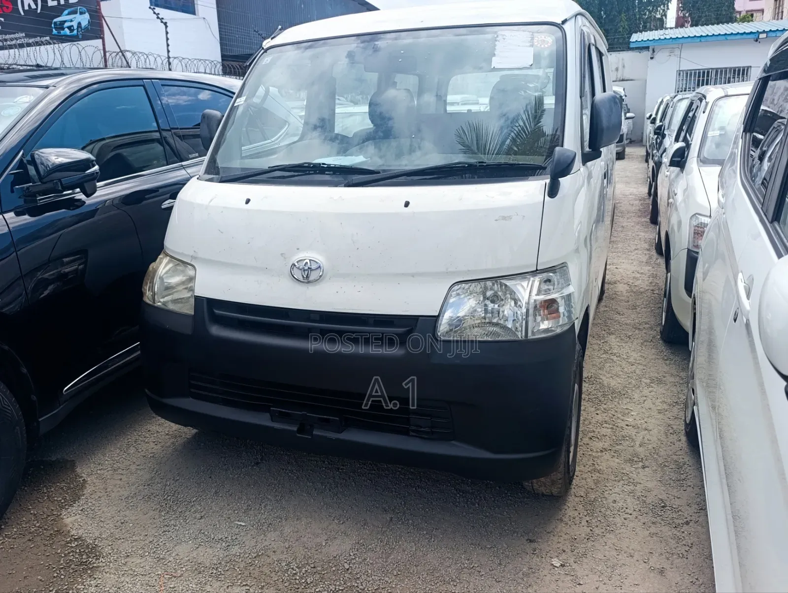 Toyota Lite-Ace 2019 White
