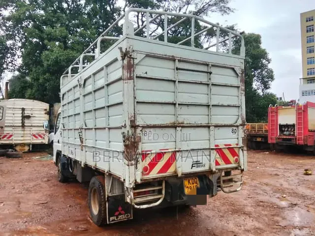 Mitsubishi Canter Fe