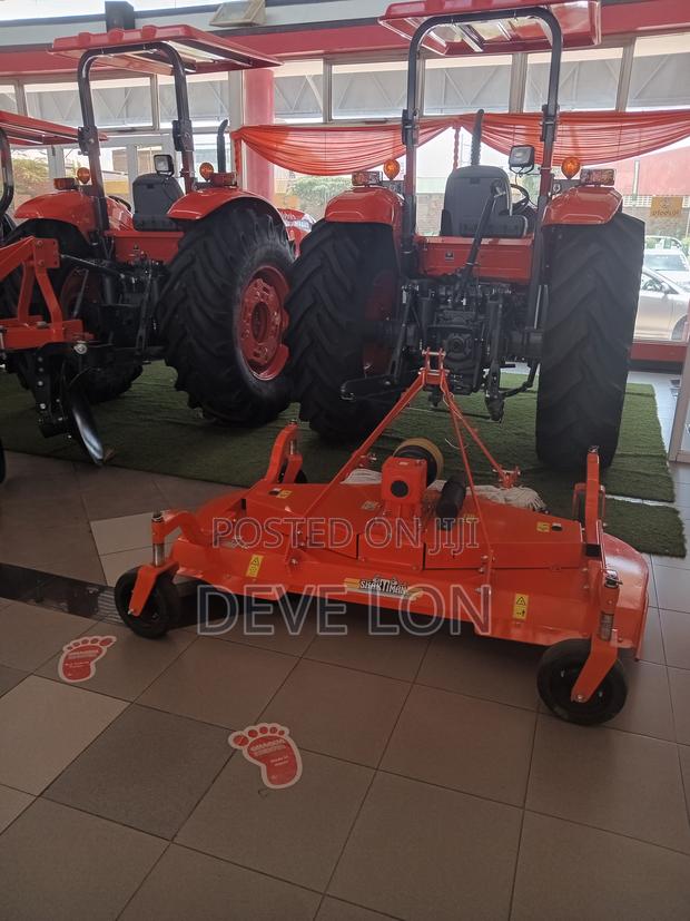 Kubota Tractor - thumbnail 4