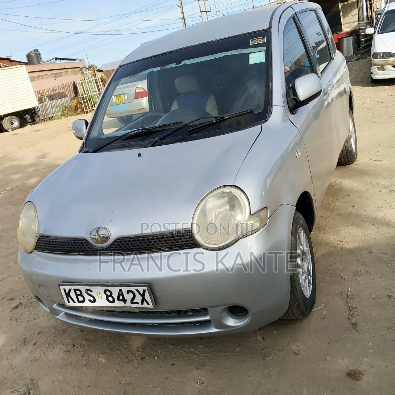 Toyota Sienta 2009 Silver