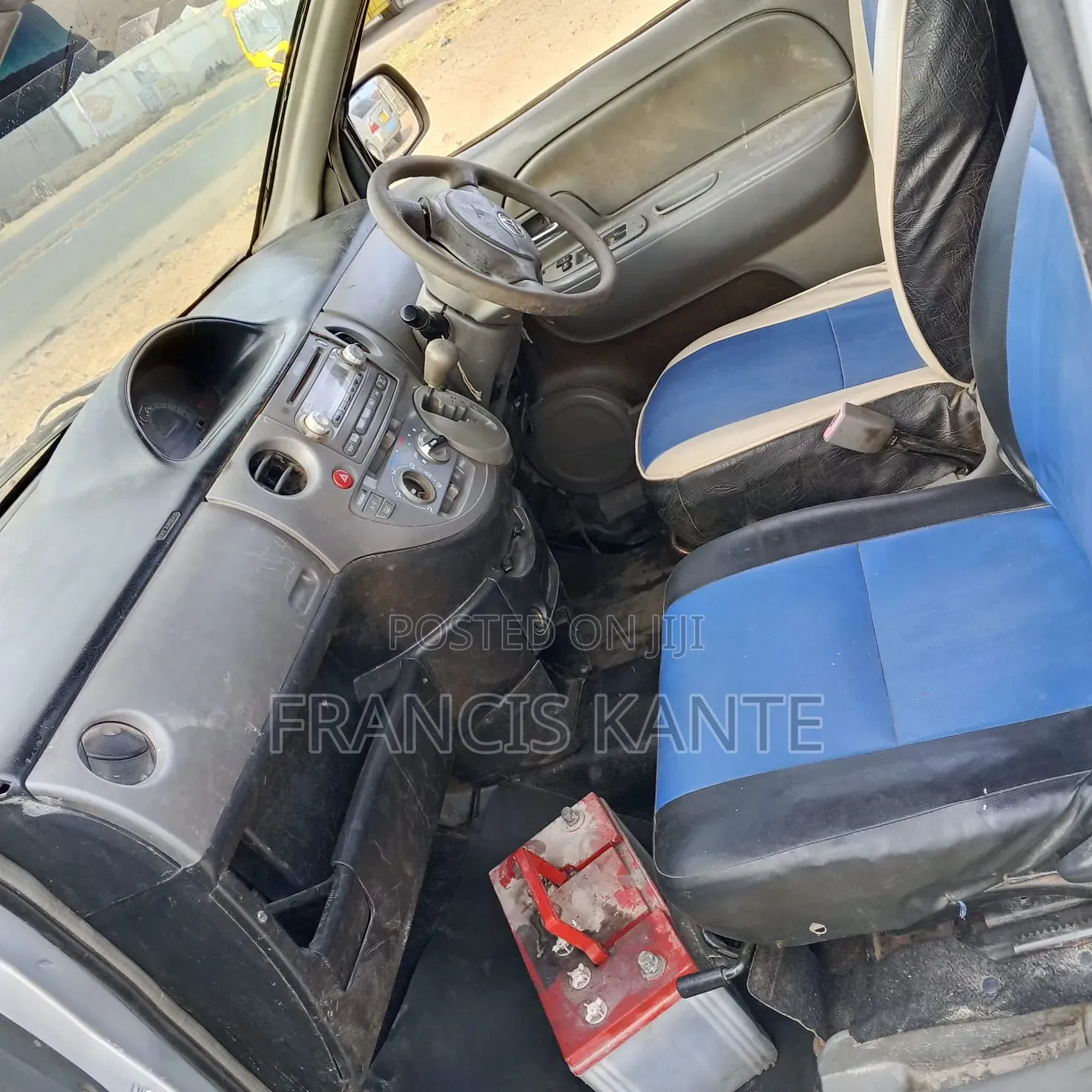 Toyota Sienta 2009 Silver
