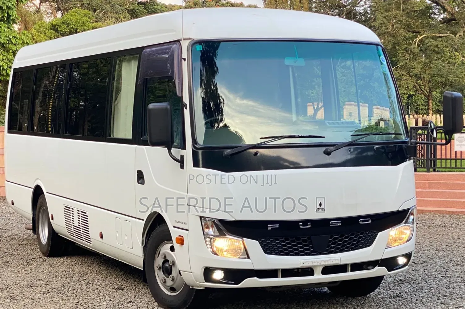 Mitsubishi Fuso Rosa 2019 White