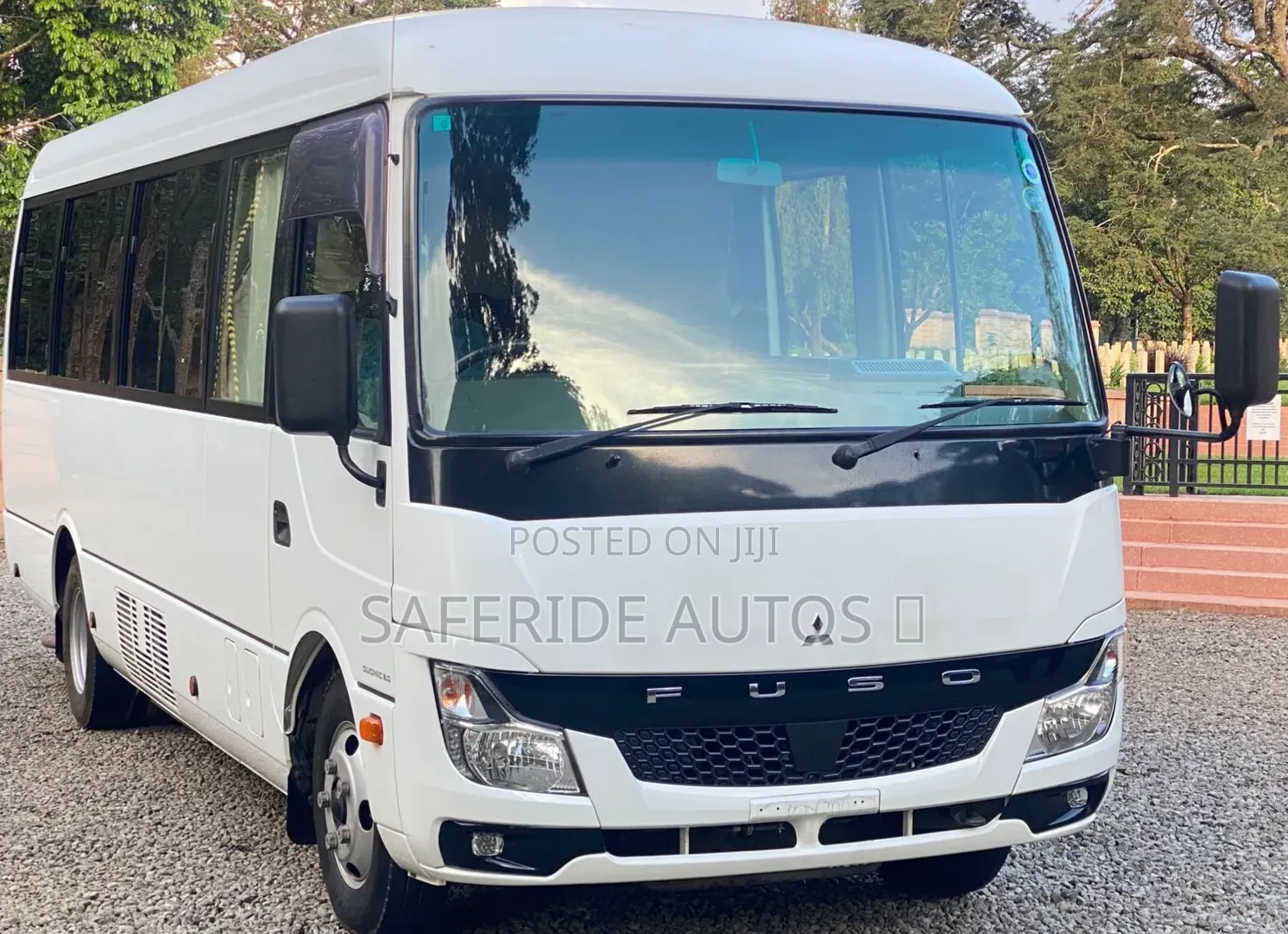 Mitsubishi Fuso Rosa 2019 White