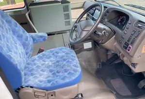 Mitsubishi Fuso Rosa 2019 White