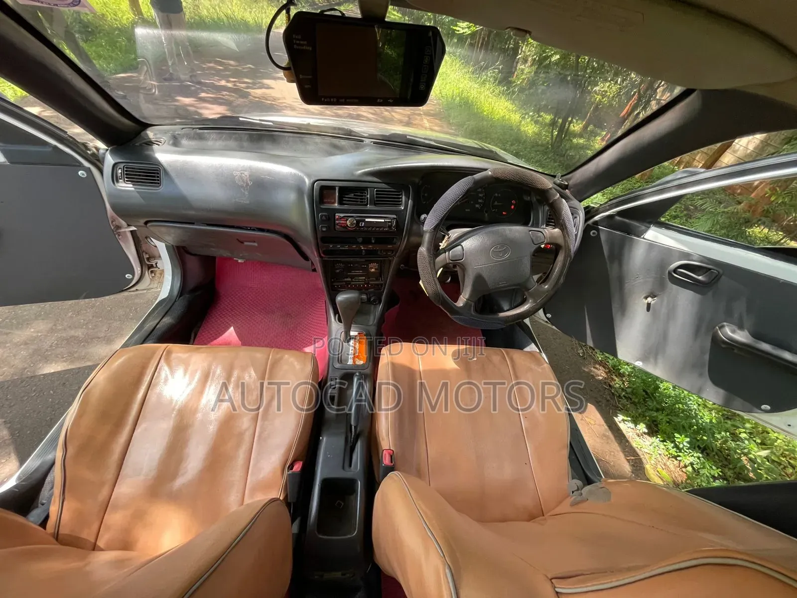 Toyota Corolla 1999 White