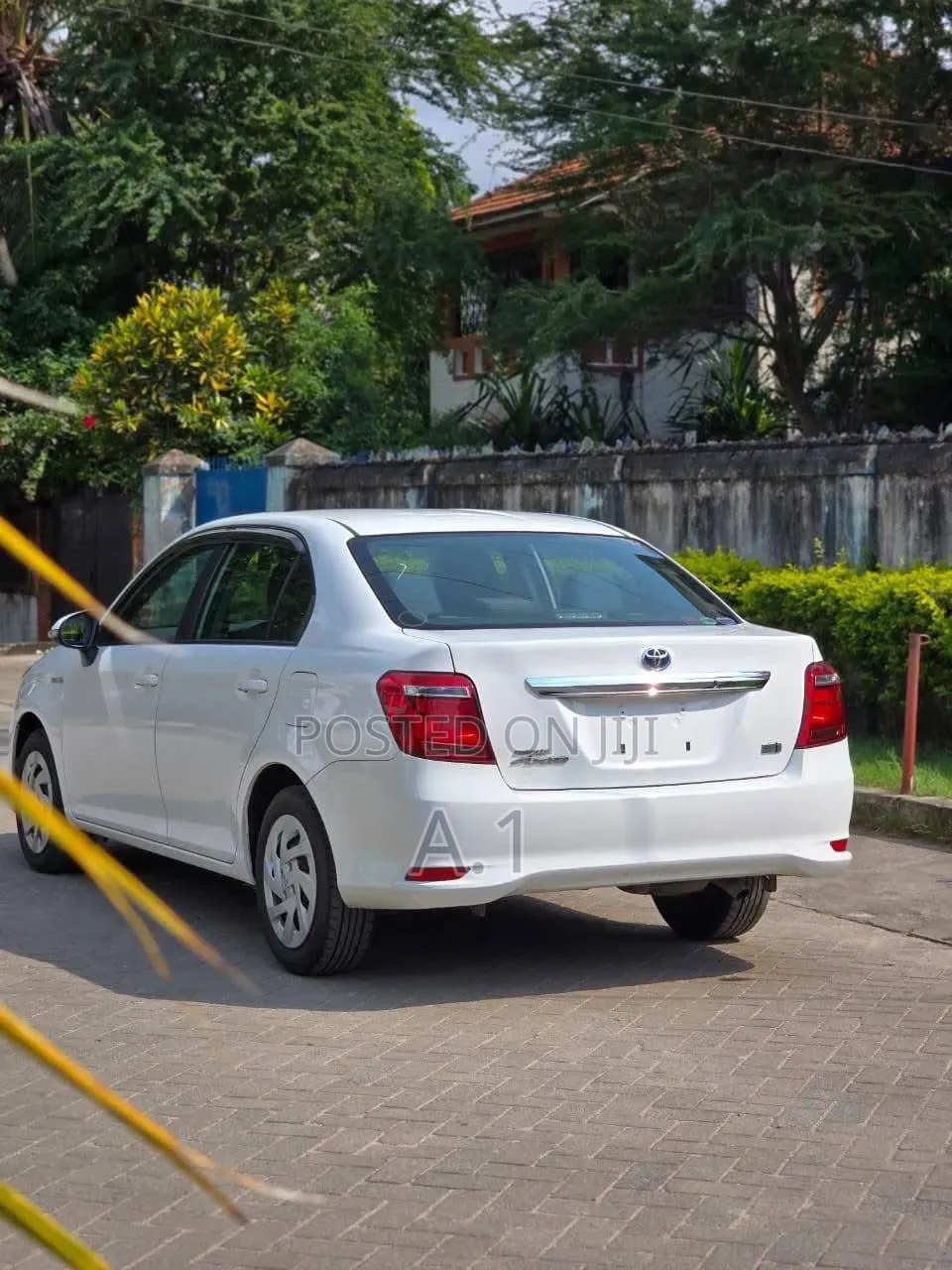 Toyota Axio 1.5 Hybrid 2WD 2019 White