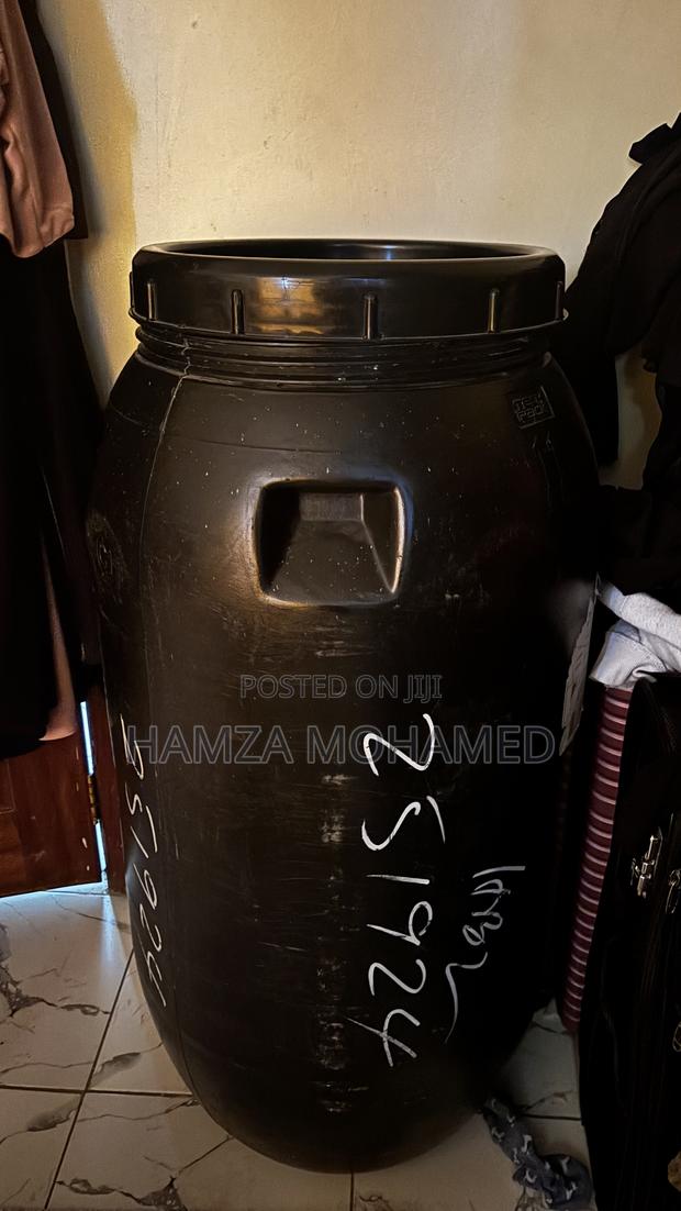 Heavy Duty 120l Plastic Drum/ Shipping Barrel Clean