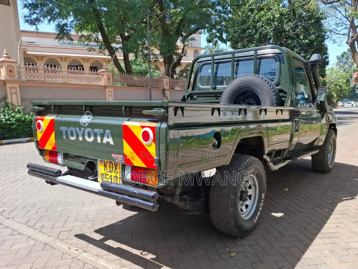 Toyota Land Cruiser 2014 Green