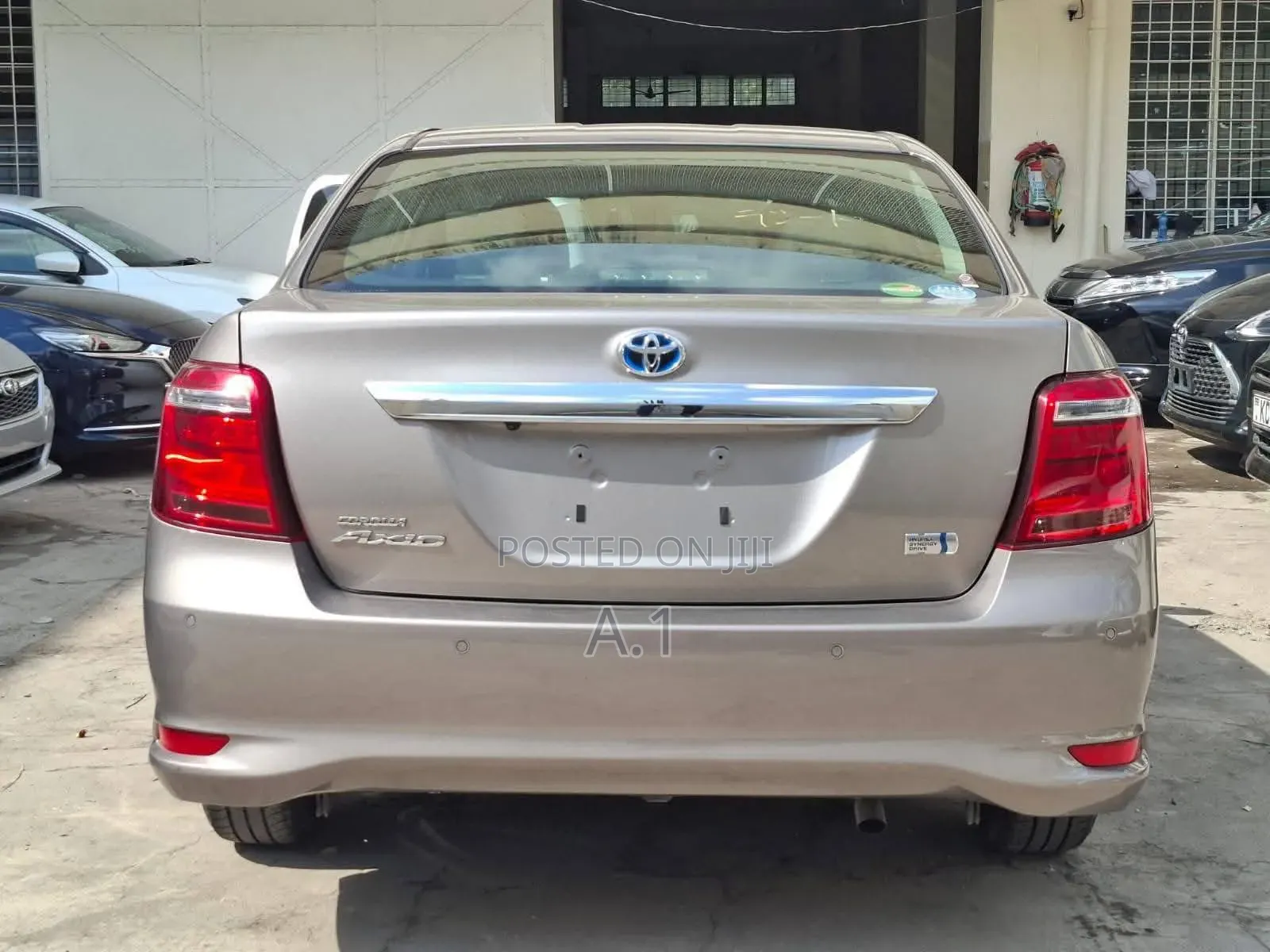 Toyota Axio 1.5 Hybrid 2WD 2019 Gold