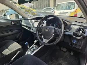 Toyota Axio 1.5 Hybrid 2WD 2019 Gold