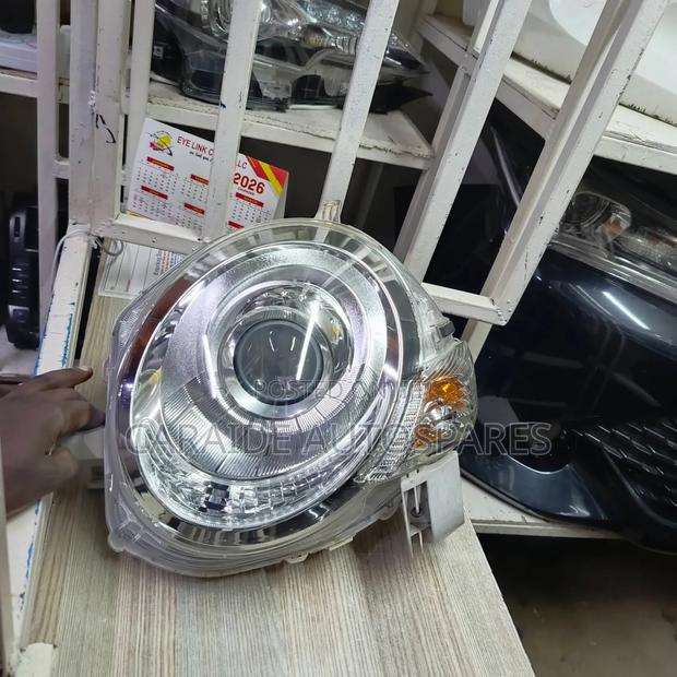 Sienta 2012/2013/2014 Headlight Xenon
