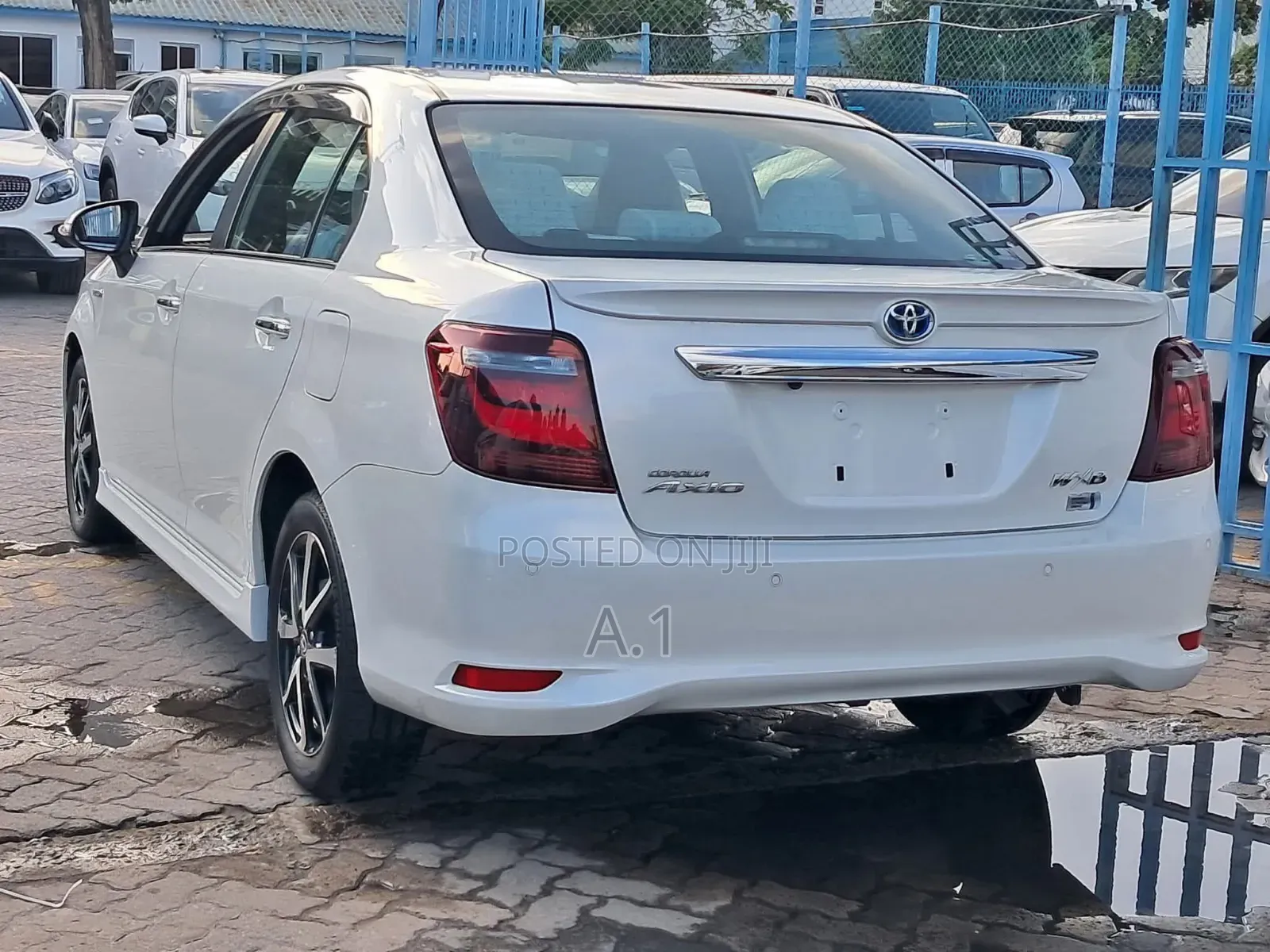 Toyota Axio 1.5 Hybrid 2WD 2019 Pearl