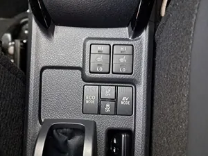 Toyota Axio 1.5 Hybrid 2WD 2019 Pearl