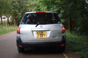 Nissan Advan 2014 Silver
