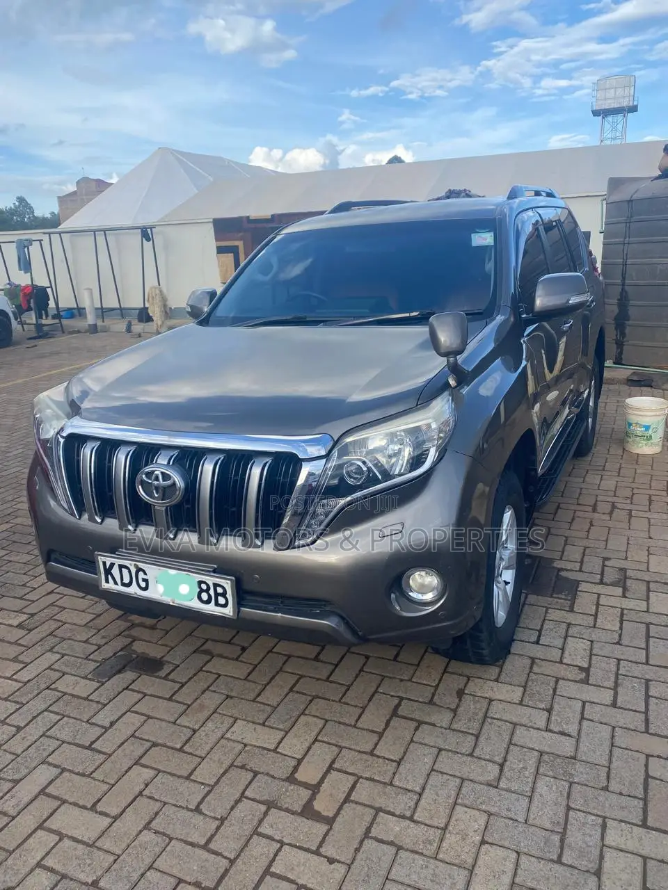 Toyota Land Cruiser Prado 2015 Gray
