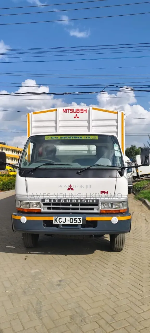 Mitsubishi Fh 215 2016 White on Sale