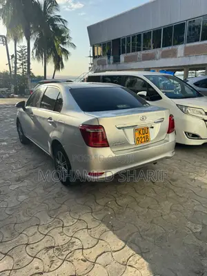 Toyota Axio 2019 Silver