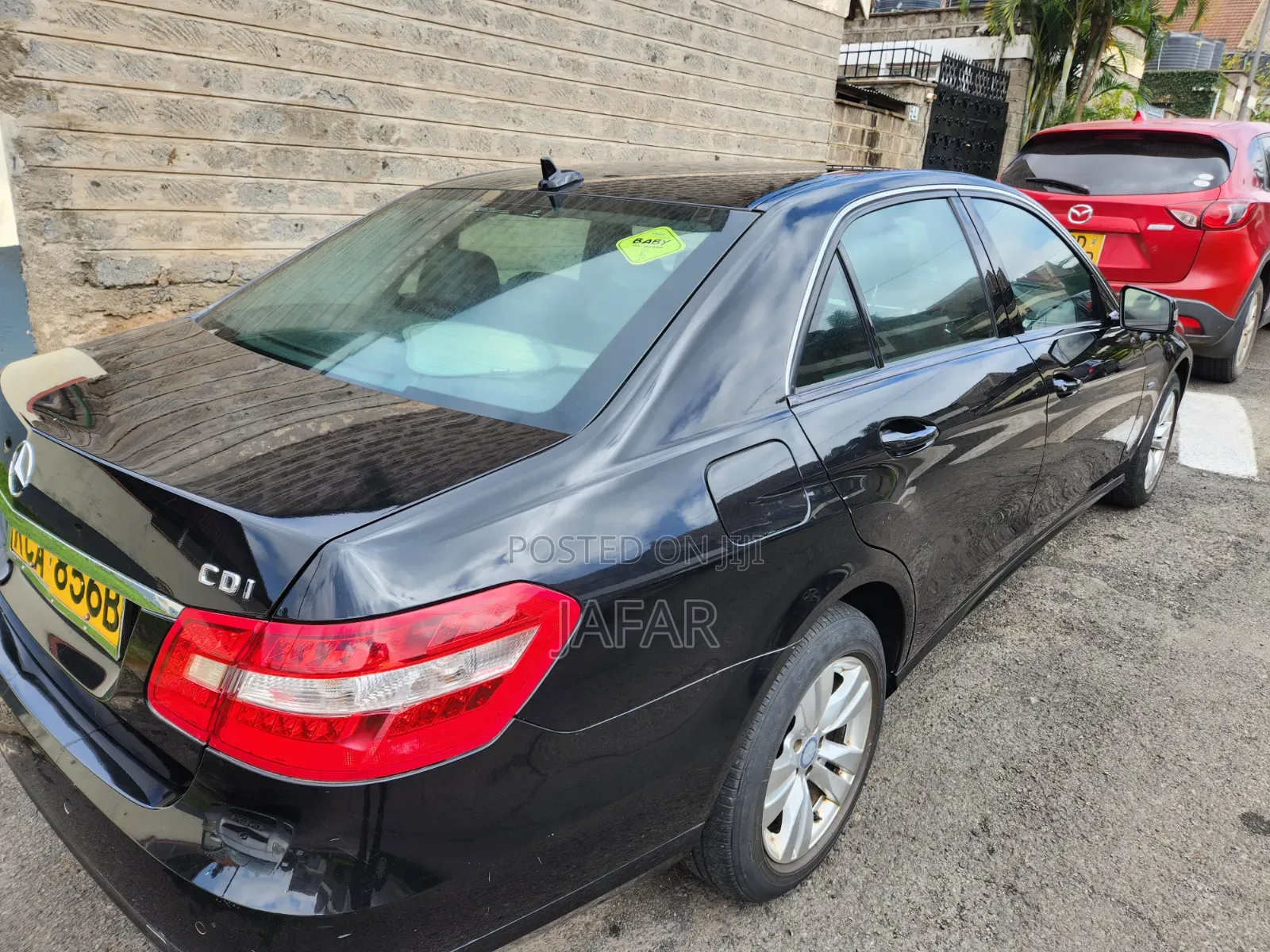 Mercedes-Benz E200 2010 Black